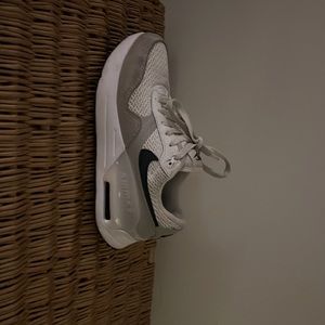 Nike Air Max,Air system -size 6.5 woman’s white and black.